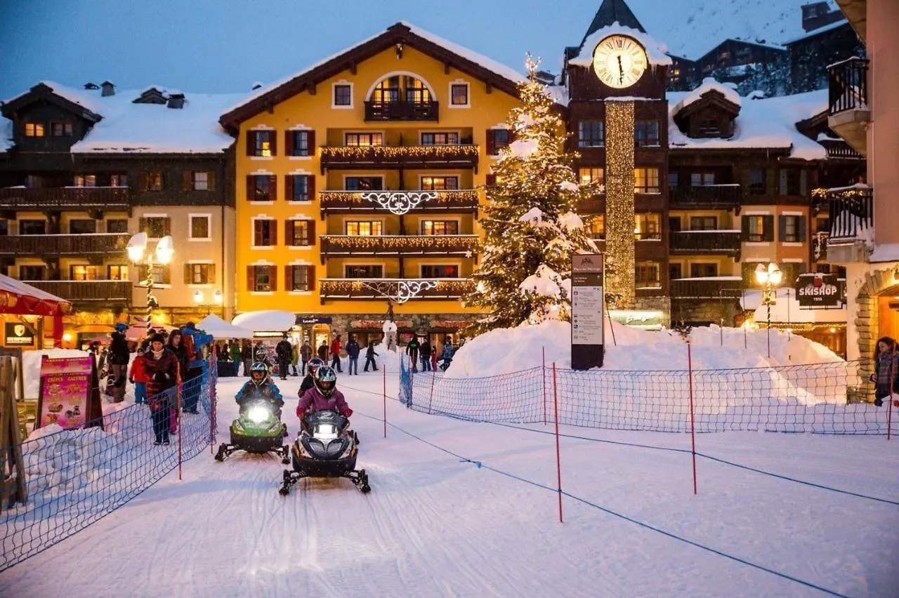 Arc 1950- Residence 5 Etoiles- Skis Au Pied, Piscine, Spa, Parking, Wifi Bourg-Saint-Maurice 0*,  France